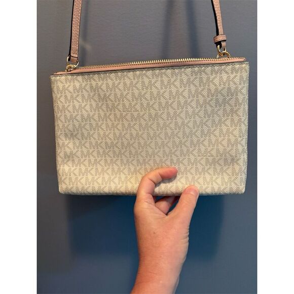 Michael Kors Pink and Tan Pebbled Leather Crossbody Bag - Picture 4 of 9